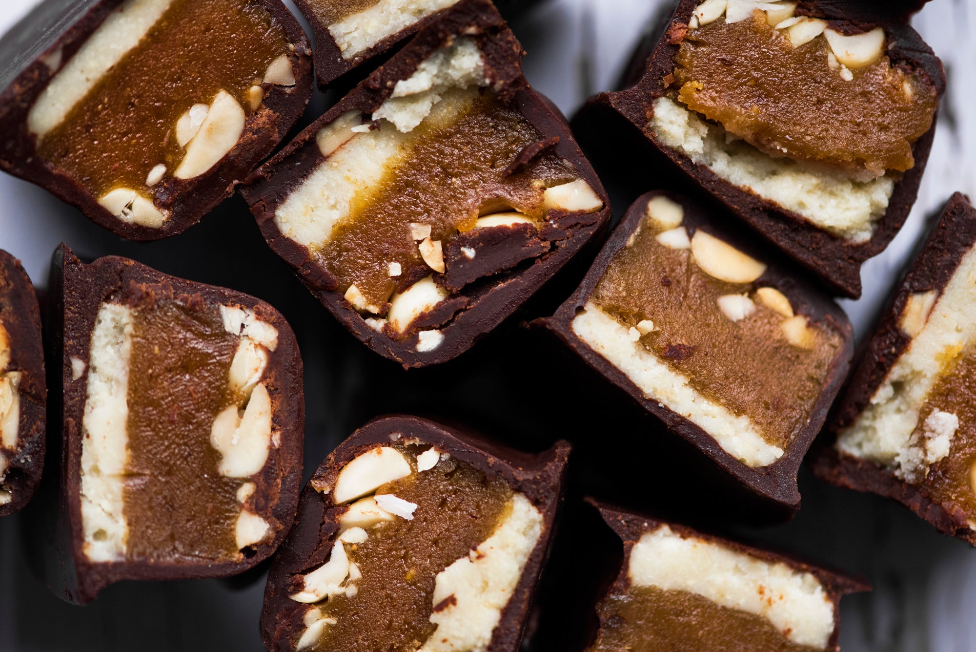 <strong>THE SNIX</strong>